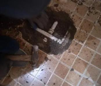 上杭卫生间漏水维修公司为您分享下卫生间渗水如何处理及注意事项