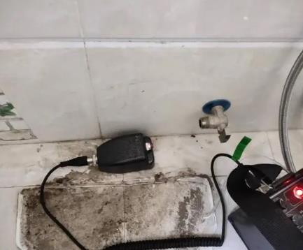 上杭屋顶漏水维修公司分享下卫生间漏水的危害及解决方法